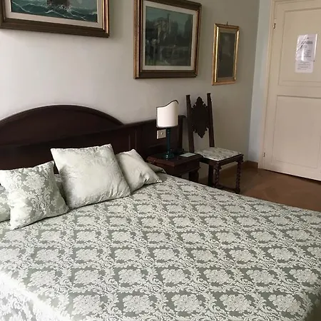 Antica Torre Nocleg ze śniadaniem Florencja